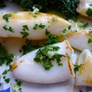 Calamar A la plancha con Ajillo