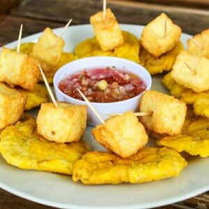 Tostones con Queso
