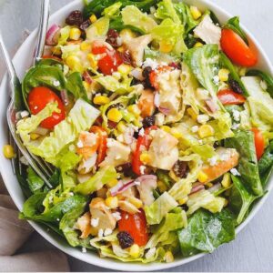 Ensalada de Pollo con Queso Feta