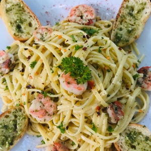 WHITE WINE SHRIMP PASTA